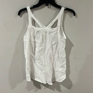 Cute white top